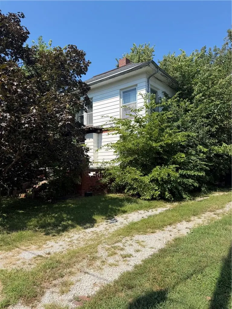 525 W 1st Street W, Maryville, MO 64468 - #1