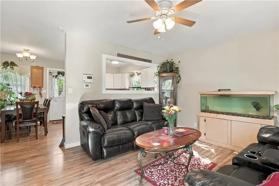 16108 E 32nd Street S, Independence, MO 64055 - #3