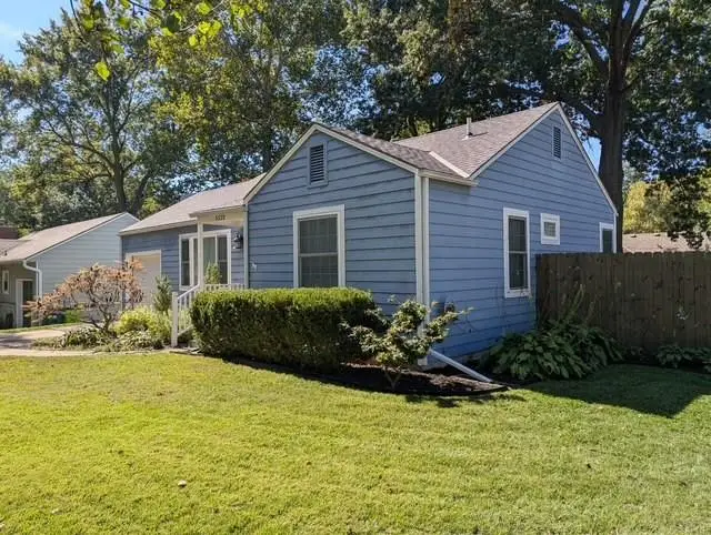 5522 Linden Street, Roeland Park, KS 66205 - #3