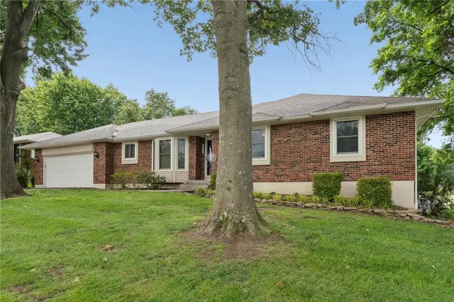 617 W Maple Street, Raymore, MO 64083 - #3