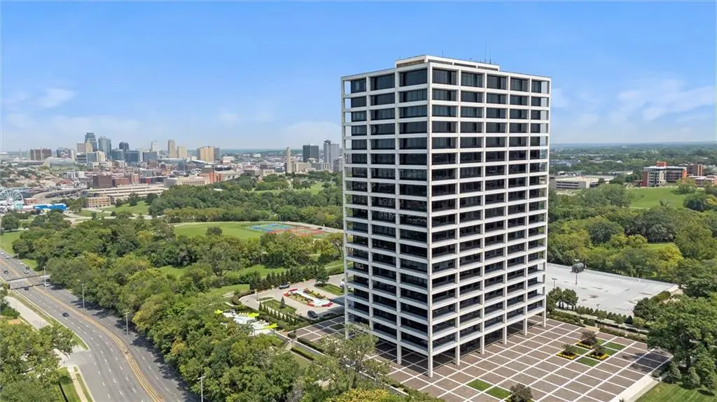 700 W 31st Street #1405, Kansas City, MO 64108 - #1