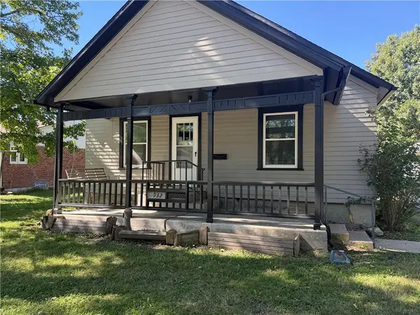 932 Ash Street, Ottawa, KS 66067