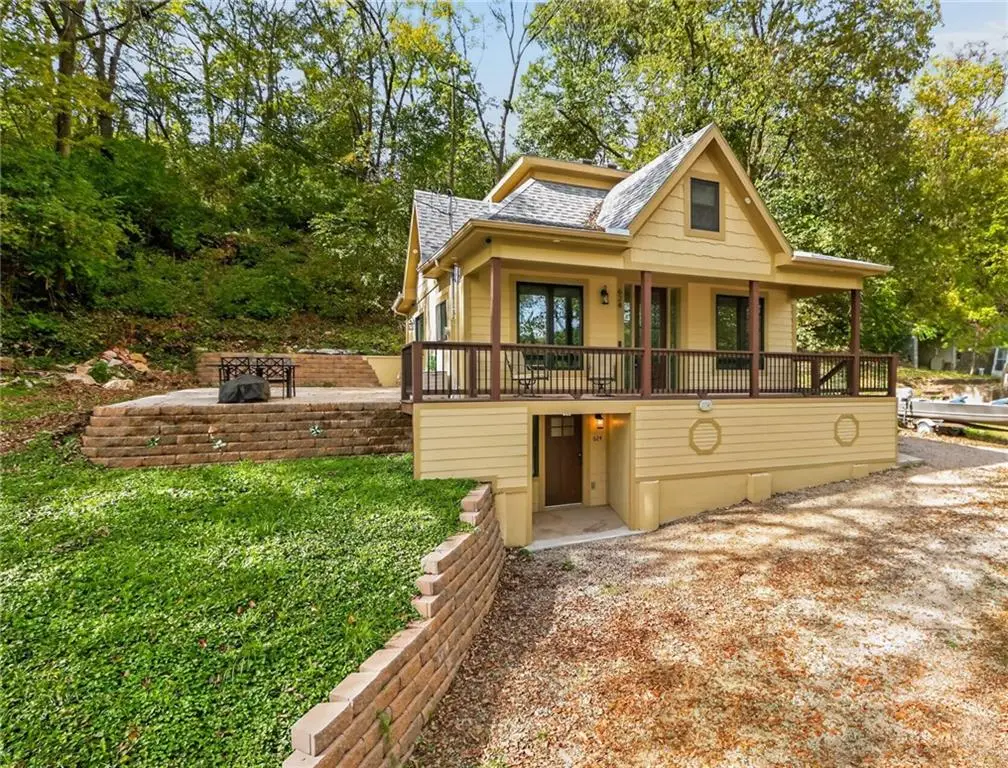 622 and 624 Caldwell Street, Excelsior Springs, MO 64024 - #1