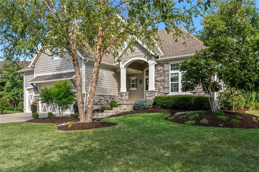 24642 W 121st Street, Olathe, KS 66061 - #2