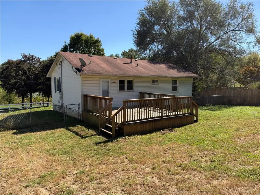 807 S 23rd Terrace, Lexington, MO 64067 - #3