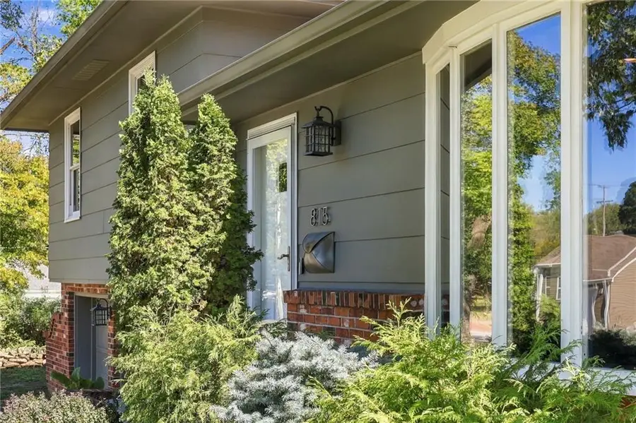 815 S Eddy Street, Fort Scott, KS 66701 - #3