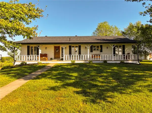 4825 E 150 Road, El Dorado Springs, MO 64744