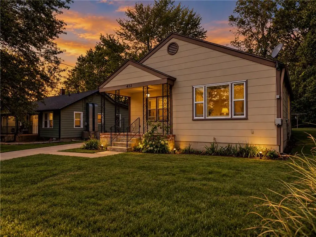 412 14th Street, Osawatomie, KS 66064 - #1