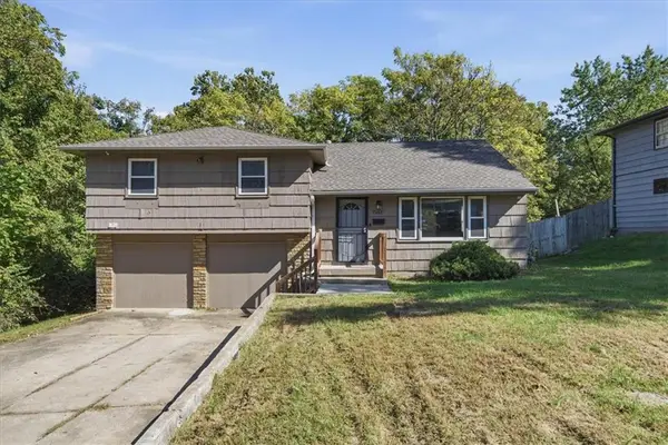 7101 Myrtle Avenue, Kansas City, MO 64132