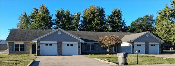115 W Wilson #'s 117, 119, 121 Street, Thayer, KS 66776