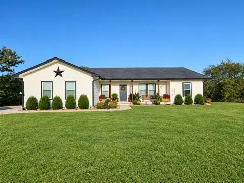 4434 Missouri Drive, Ottawa, KS 66067