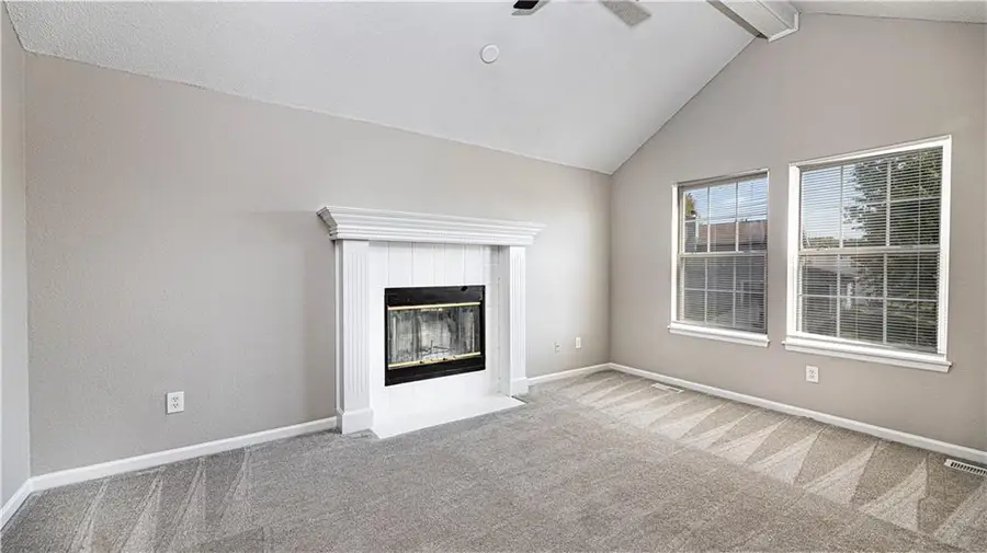11200 N Central Street, Kansas City, MO 64155 - #2