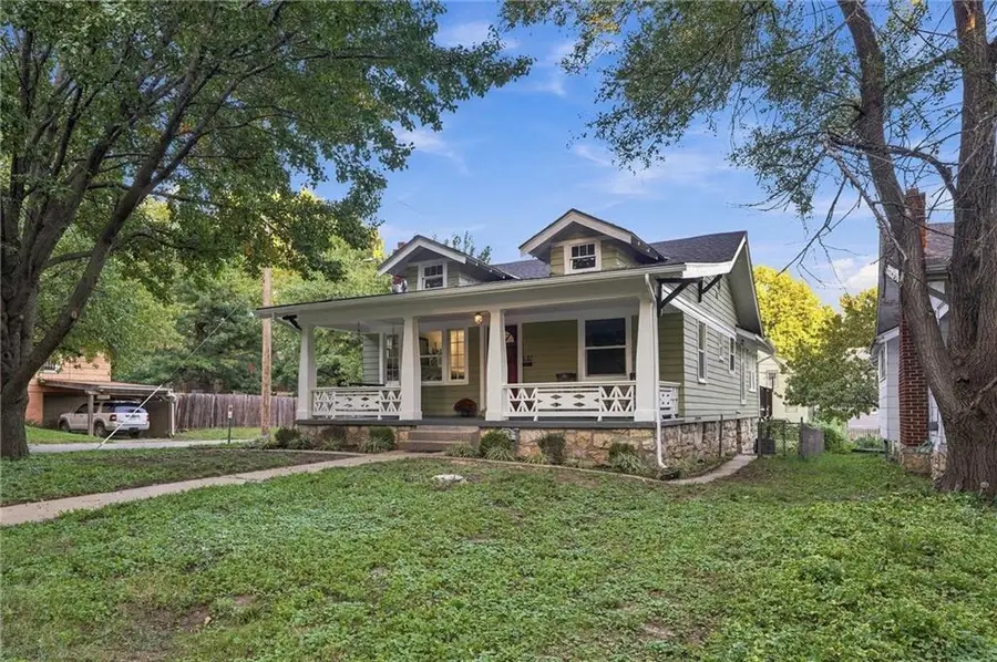 6101 Charlotte Street, Kansas City, MO 64110 - #3