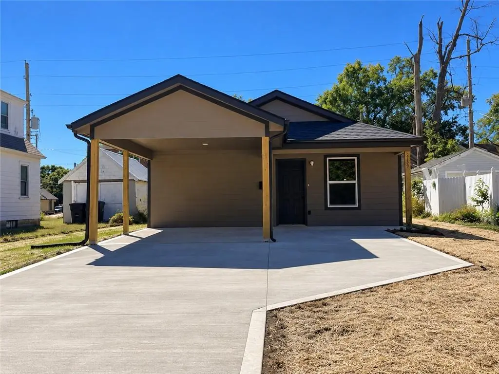 214 Grover Street, Warrensburg, MO 64093 - #1