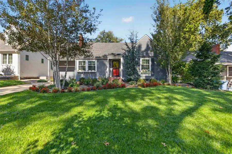 4112 W 69th Street, Prairie Village, KS 66208 - #2