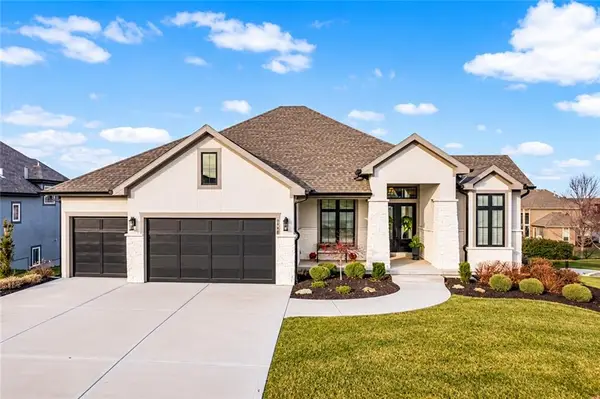 2908 NE 102nd Street, Kansas City, MO 64155