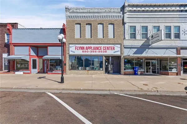 11 N Jefferson Avenue, Iola, KS 66749