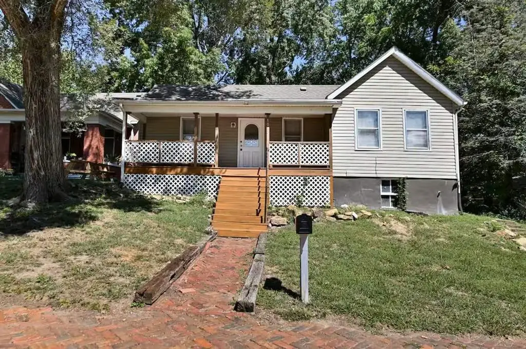 1013 Kearney Street, Atchison, KS 66002 - #1