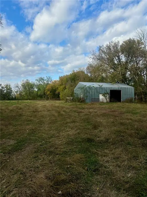 101 Nw 10th Road, Warrensburg, MO 64093 - #2