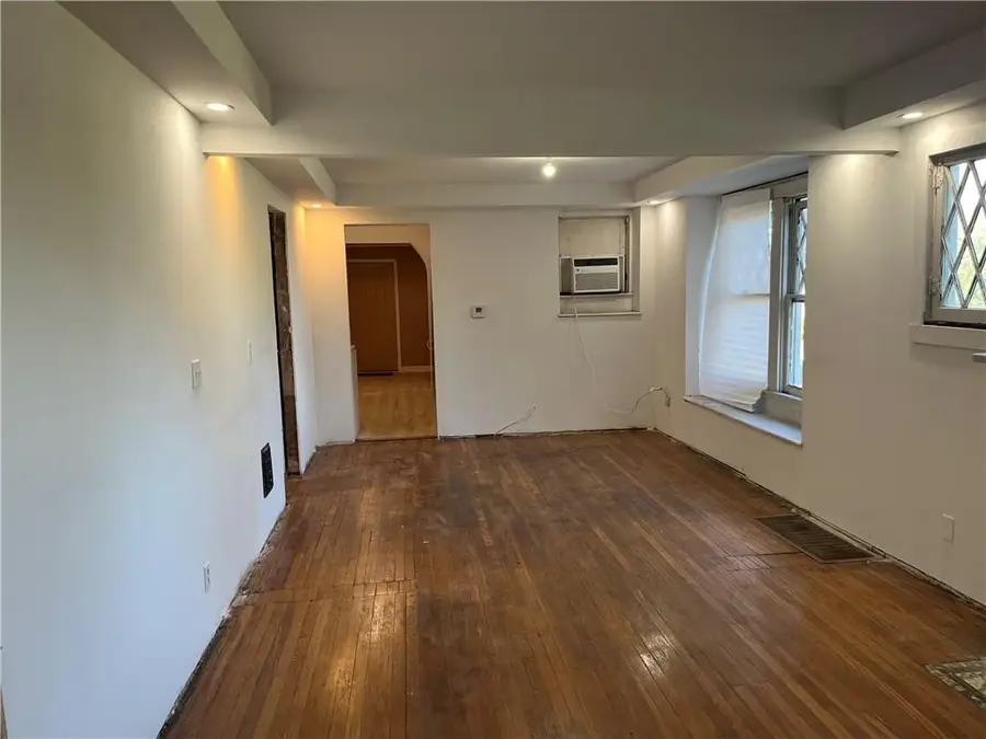 3216 E 21st Street, Kansas City, MO 64127 - #2