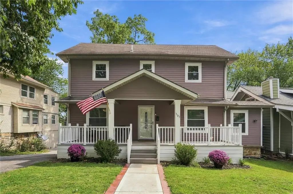 5127 Walnut Street, Kansas City, MO 64112 - #1