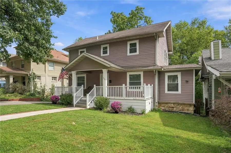 5127 Walnut Street, Kansas City, MO 64112 - #2