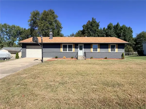 205 W Magnolia Avenue, Clinton, MO 64735