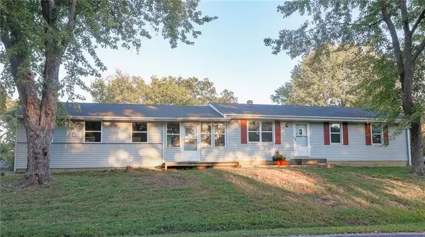 407 S Buffalo Street, Holden, MO 64040