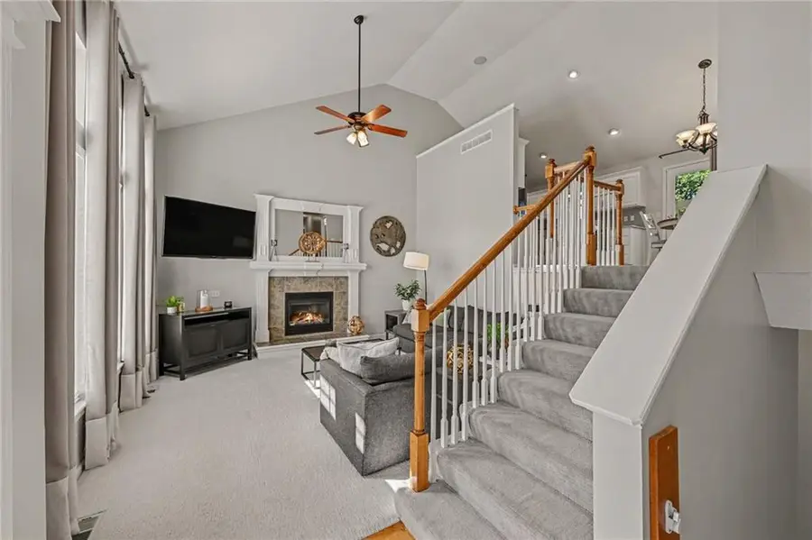 1204 N 4th Street E, Louisburg, KS 66053 - #2