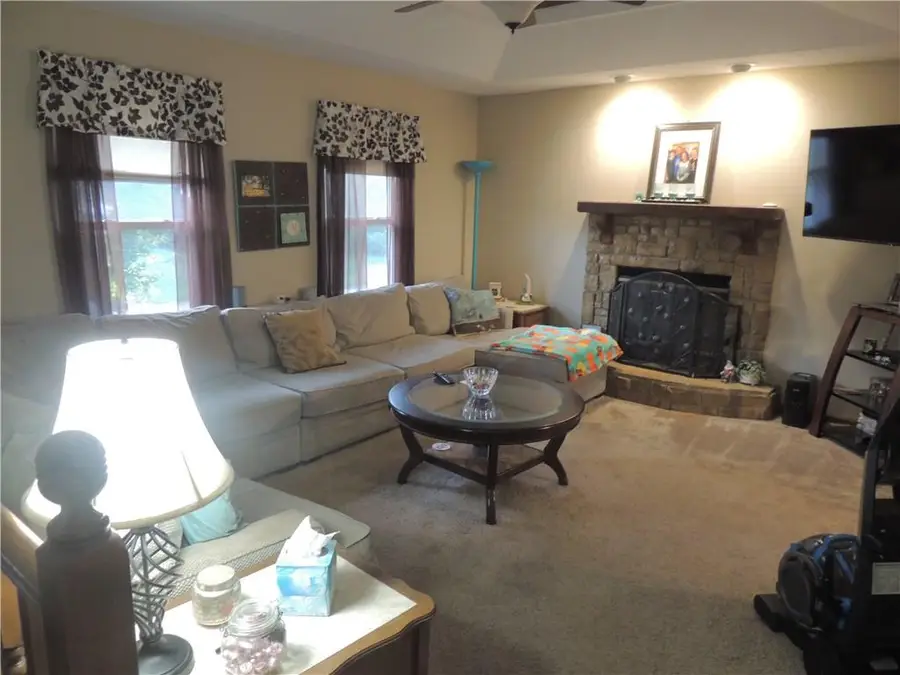6911 N Liberty Street, Gallatin, MO 64118 - #2