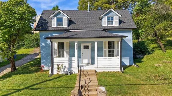 230 N Missouri Street, Liberty, MO 64068