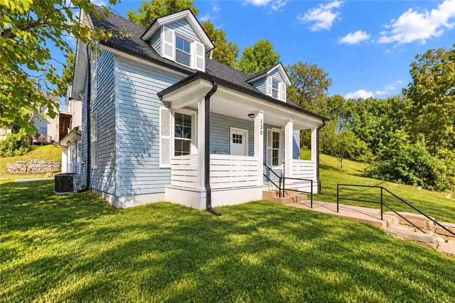 230 N Missouri Street, Liberty, MO 64068 - #2
