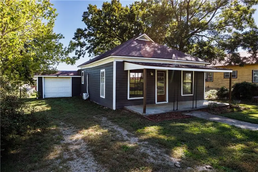 320 S 8th N/a, Fredonia, KS 66736 - #3