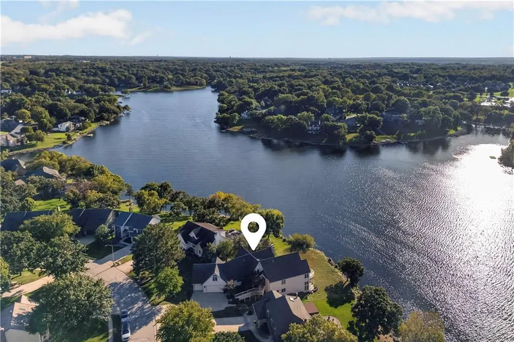 118 NE Edgewater Drive, Lees Summit, MO 64064 - #1