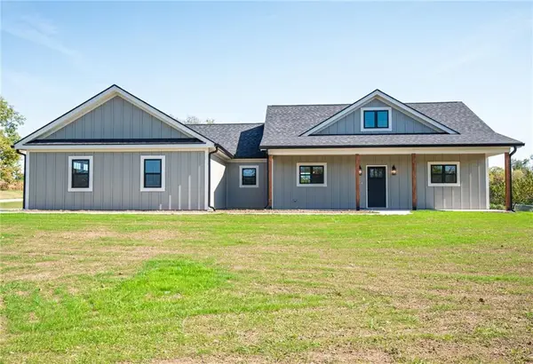 1884 NW 550th Road, Kingsville, MO 64061