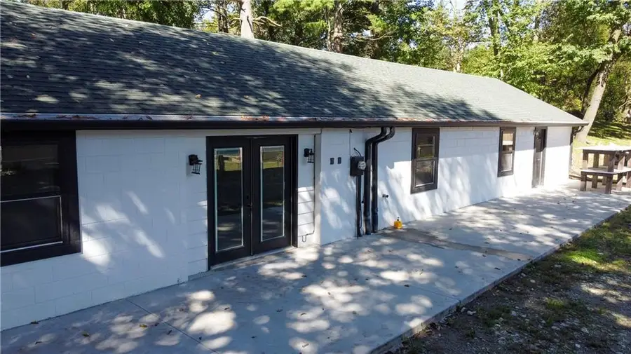 2813 Easton Road, Saint Joseph, MO 64503 - #2