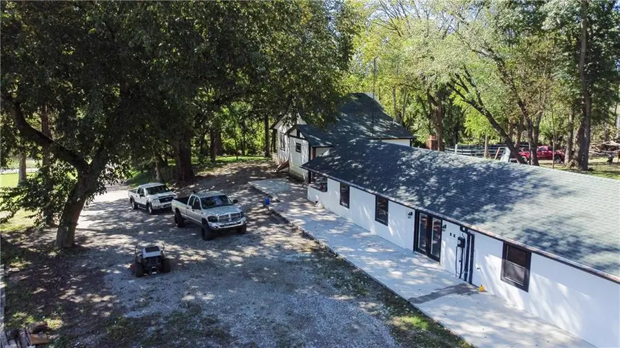 2813 Easton Road, Saint Joseph, MO 64503 - #3