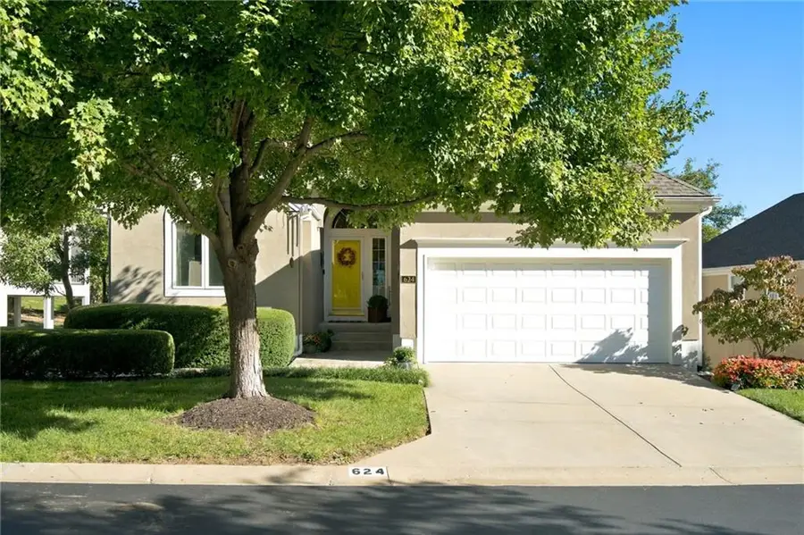 624 W 131 Terrace, Kansas City, MO 64145 - #3