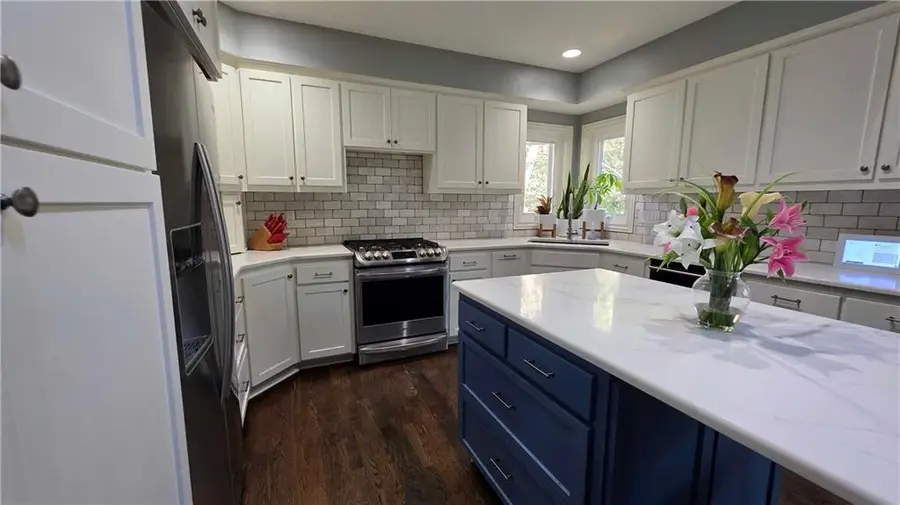 8228 NW Weatherby Drive, Weatherby Lake, MO 64152 - #2