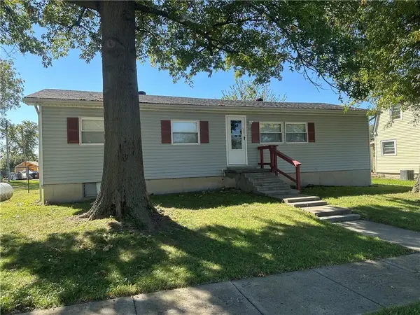 411 W Pine Street, Orrick, MO 64077