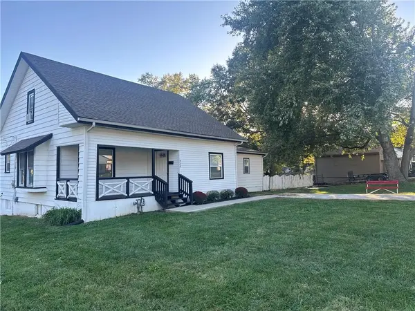 929 E Walnut Street, Independence, MO 64050