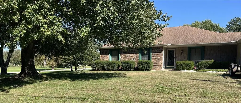 19455 Metcalf Avenue, Stilwell, KS 66085 - #1