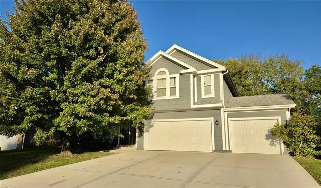 1329 SE Dalton Drive, Lees Summit, MO 64081 - #1