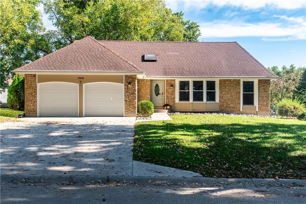 10003 N Charlotte Street, Kansas City, MO 64155 - #1