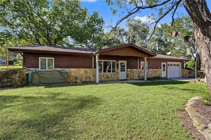426 Halderman Street, Lecompton, KS 66050 - #3