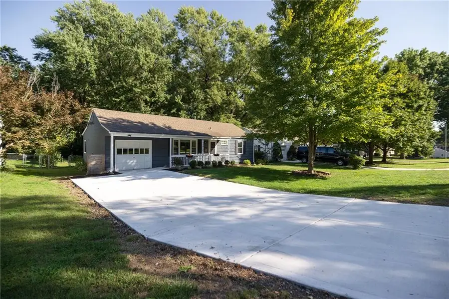 5619 Walmer Street, Mission, KS 66202 - #3
