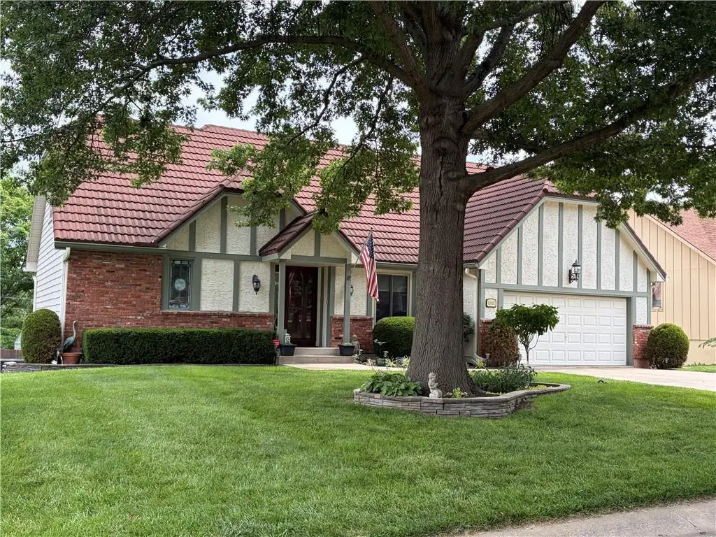10500 E. 57 Place, Raytown, MO 64133 - #1