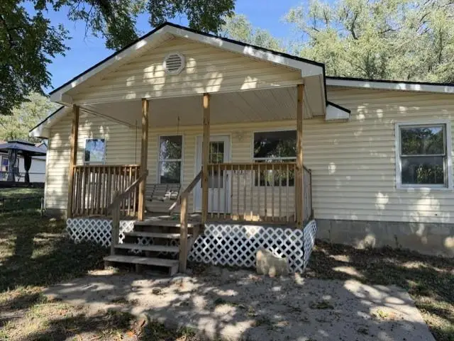 5638 Miami Avenue, Kansas City, KS 66106 - #1