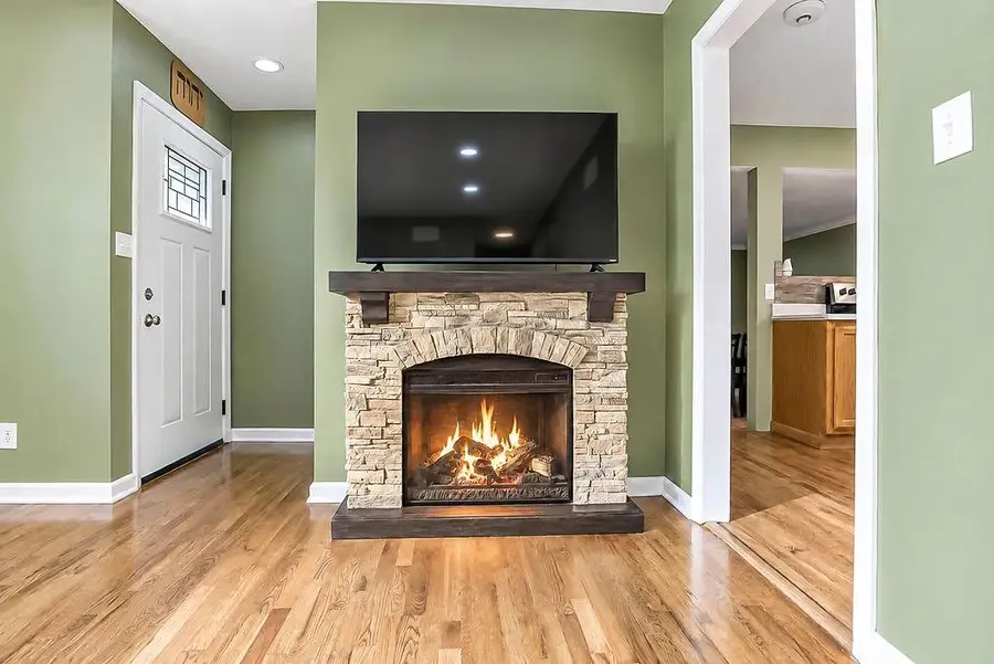 607 N Havanah Street, Butler, MO 64730 - #3