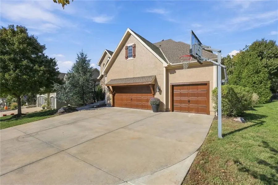 9428 W 157th Place, Overland Park, KS 66221 - #3